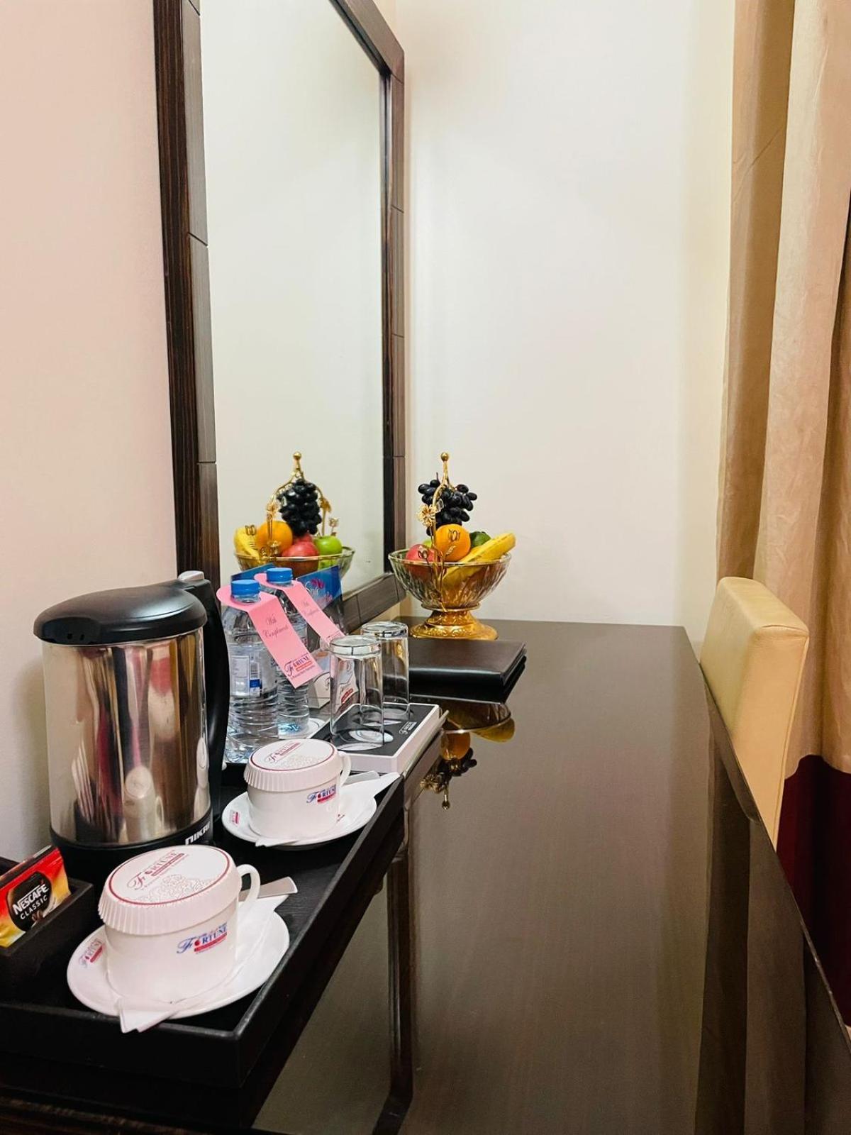 财富德拉酒店 迪拜 外观 照片